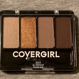 Cover girl Eye Enhancers